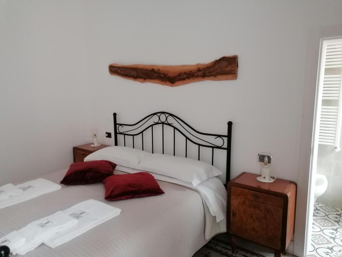 Le Scale Di Pietra Bed & Breakfast Conversano Eksteriør bilde