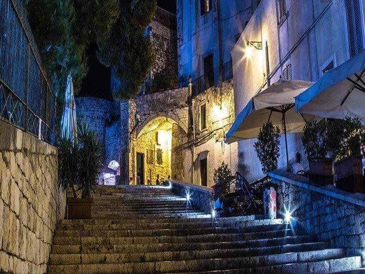 Le Scale Di Pietra Bed & Breakfast Conversano Eksteriør bilde