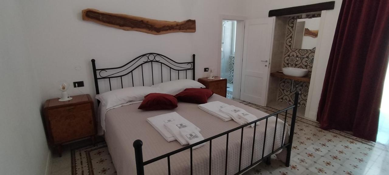 Le Scale Di Pietra Bed & Breakfast Conversano Eksteriør bilde